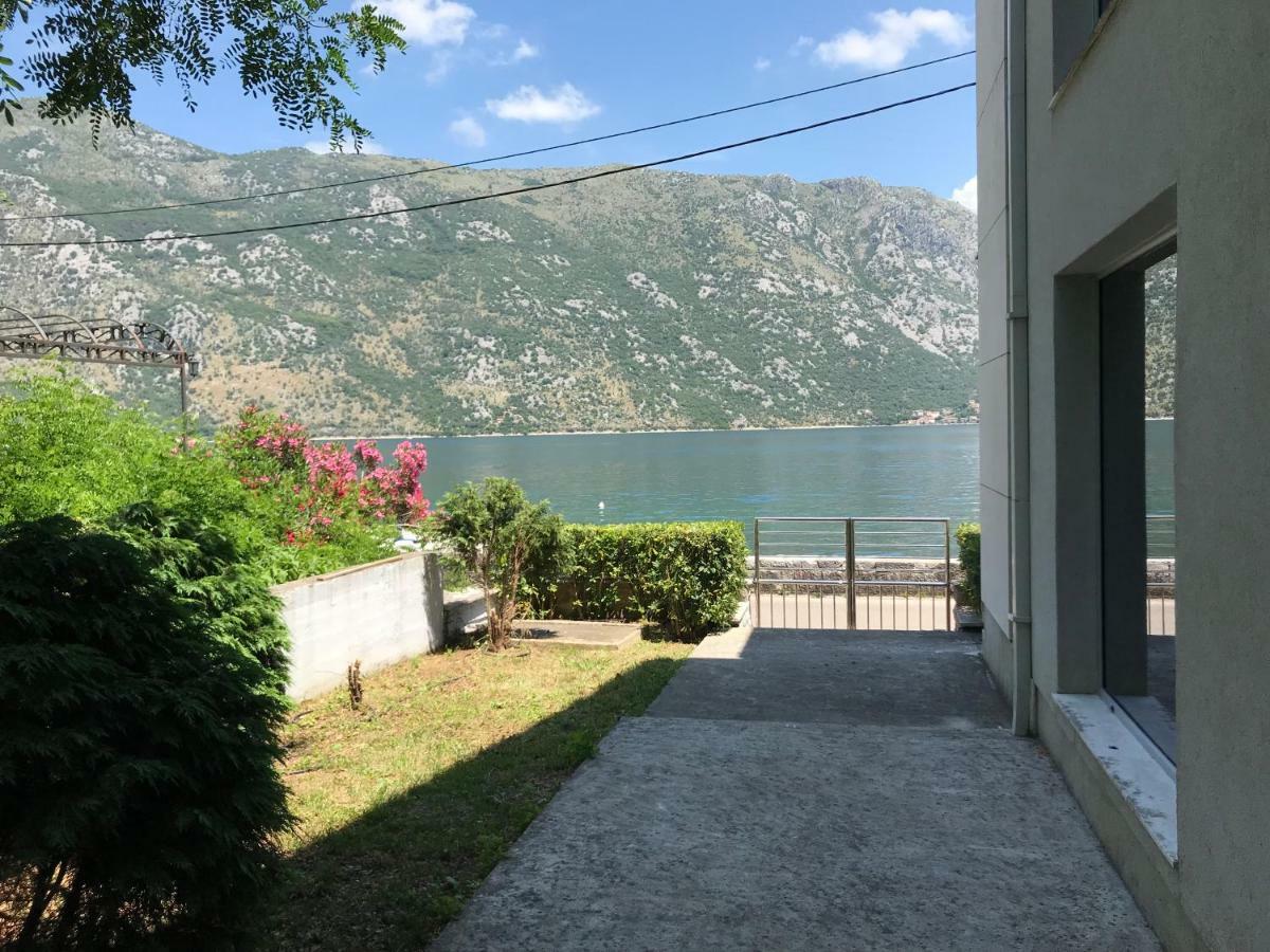 Apartment Stoliv Mare Kotor Exterior photo